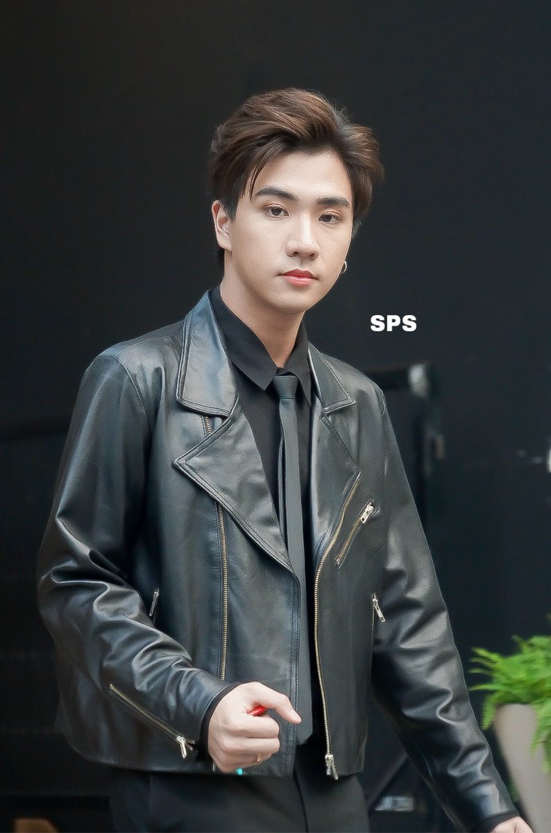 SavetogoForPS's tweet photo. 👀👀👀
 #GalaxyCreatorxMeanPerth 
#รอยยิ้มชองชูครีม 
#พวกของเจี๋อ https://t.co/cxluSFdcsV