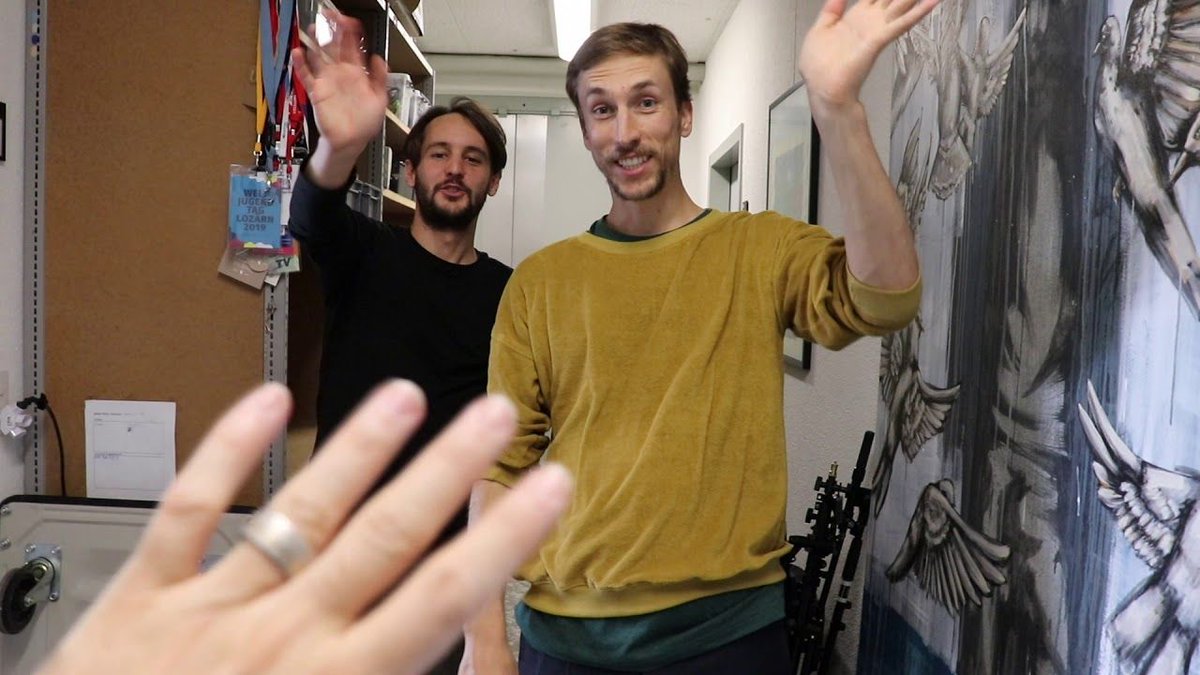 AmancioBouza's tweet image. Becoming a #Movie Creator with the #Training of @gangoluege
youtu.be/AHFiSRrqv28

@ipt_ch 
#vlog1 #vlog