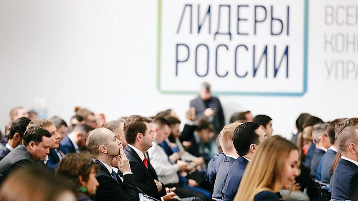 indomodedovo's tweet photo. https://t.co/JTzXxZvXsR конкурсе 2018-2019 года 20 крупнейших российских корпораций (Росатом, РАО ЕЭС, Роскосмос, Русал, Россети, RT, Северсталь, Сибур, Роснефть, Газпромнефть, Русгидро, Ростех, Норникель, Лукойл, НЛМК, Сбербанк, РЖД, Ростелеком, Аэрофлот, Сириус) https://t.co/hKOZXmMMiA