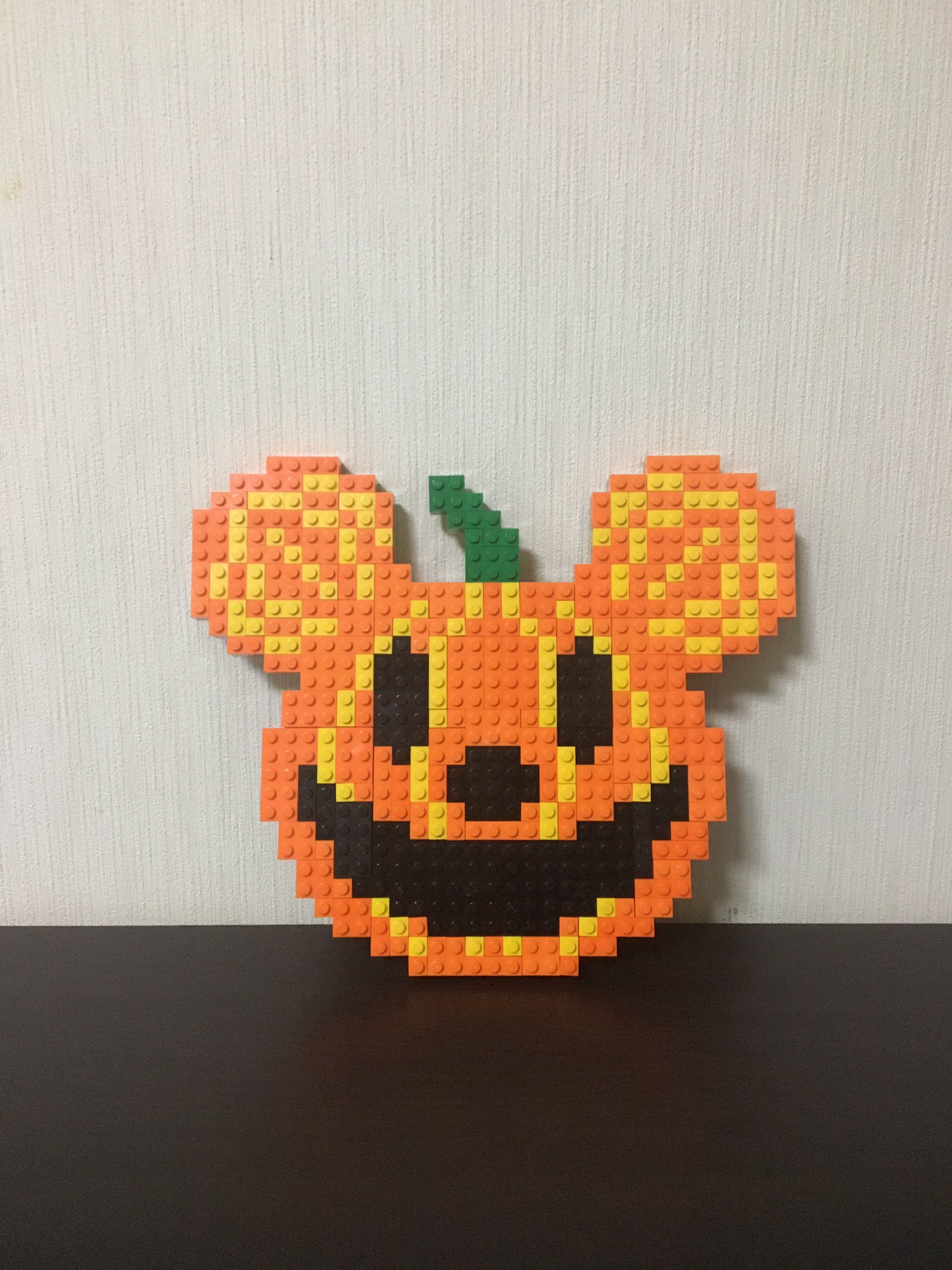 タクピ レゴタク レゴアート ミッキー ハロウィン仕様 レゴ Lego Lego ドット Dot Pixel ピクセル モザイク画 Mosaic 絵 Art Perler Beads パーラービーズ 8bitart ブロック Legofan イラスト ディズニー Disney ミッキー