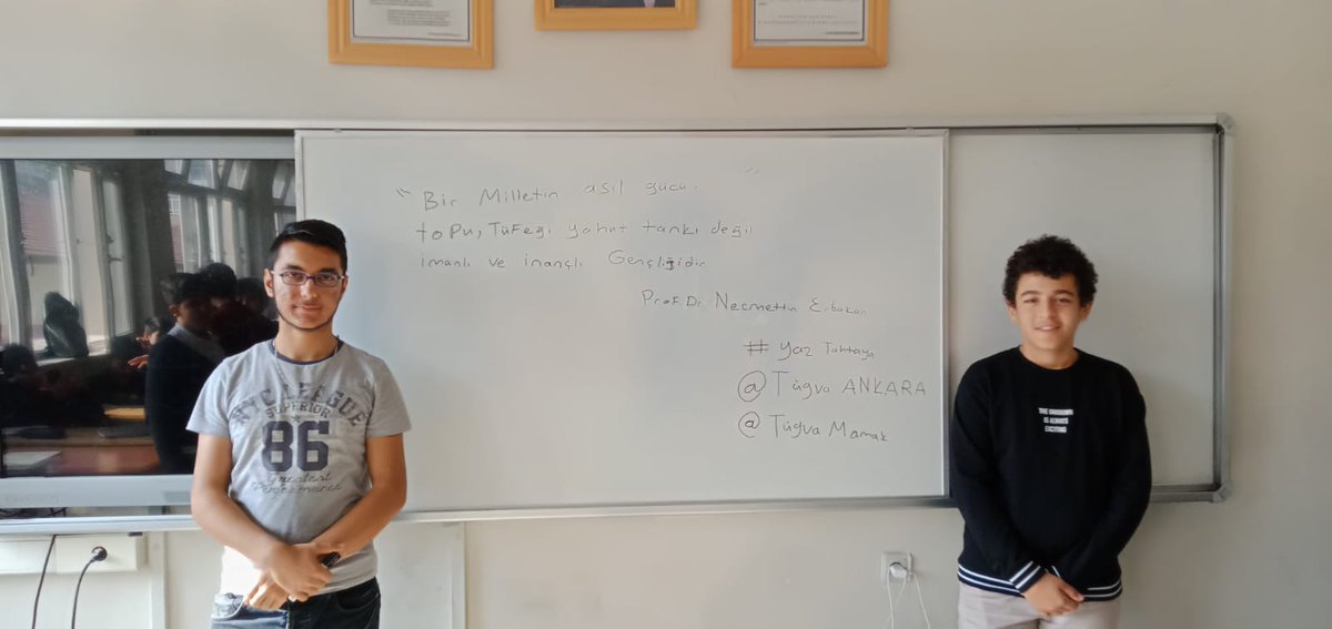 tugvamamak's tweet photo. Bir milletin asıl gücü,topu,tüfeği yahut tankı değil İmanlı ve inançlı gencligidir. 

Prof.Dr. Necmettin Erbakan

Abidinpaşa MTAL ☝🏻 https://t.co/FceW68R2y2