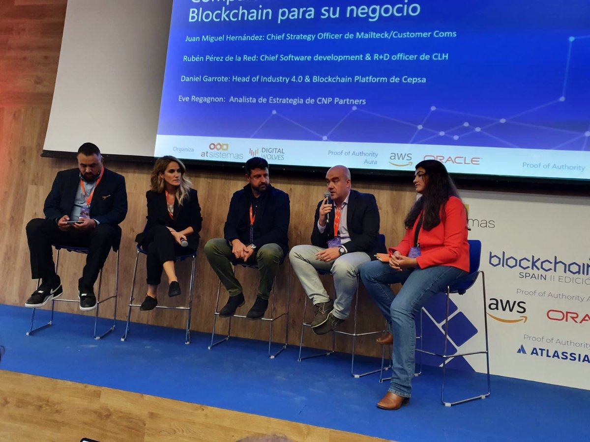 carlosalvarezri's tweet photo. Coloquio "Compartiendo la visión de las empresas sobre Bockchain para su negocio" ➡️ Juan Miguel Hernández, Teresa Martin, Daniel Garrote @dgarrote, Eve Regagnon @CNP_Partners

#BlockchainSpain
#Tecnologías 
#Innovación https://t.co/IVARypzc6z