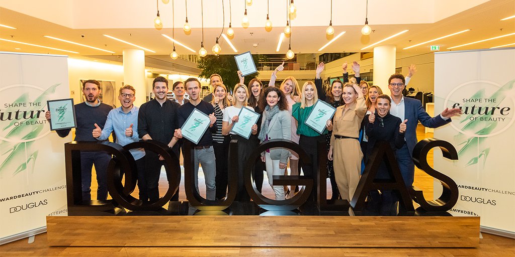 Orange_by_HB's tweet image. [ANZEIGE]
Hast du eine Idee für DAS neue Produkt oder DIE Technologie auf dem #Beauty-Markt? Findest du, deine #Idee kann neue Trends setzen und verdient Aufmerksamkeit? Dann nutz deine Chance und bewirb dich bei der #FORWARDBEAUTYChallenge von Douglas.
forwardbeautychallenge.com