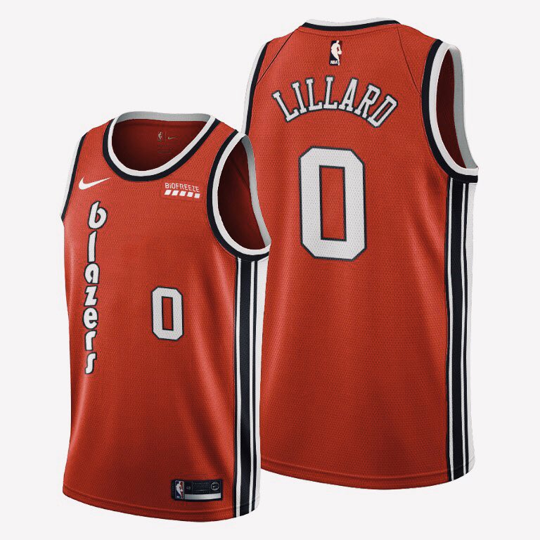 🚨#ChallengeNBAFR2 🚨

Si Damian Lillard réalise son premier triple-double cette saison, je m’engage à offrir son maillot "Jersey Classic" et à me rendre personnellement au domicile du vainqueur (📸 à l’appui).

Le vainqueur sera sélectionné parmi ceux qui RT ce tweet.