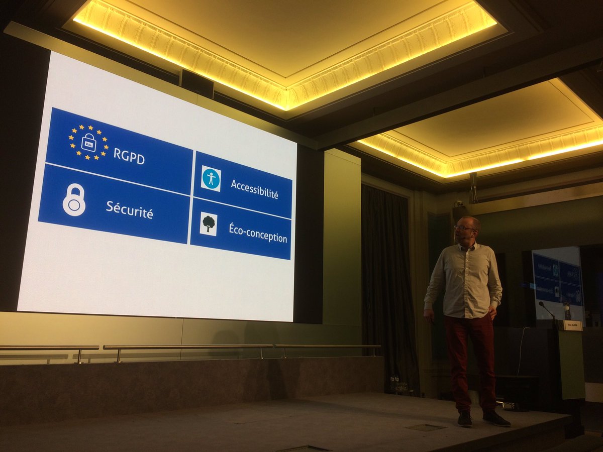 Elie Sloïm est venu spécialement de Bordeaux jusqu’ici pour partager avec nous ses connaissances sur la qualité web ! #mywga @ElieSl