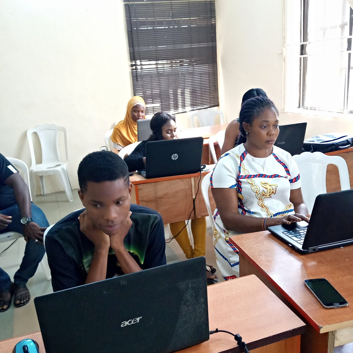 Lekkicomputeri1's tweet image. For your Microsoft Word, PowerPoint, Outlook, Windows, Photoshop, Web Design and other packages Lekki Computer Institute is the Best Place.

#computerschool #computer #TuesdayMorning
