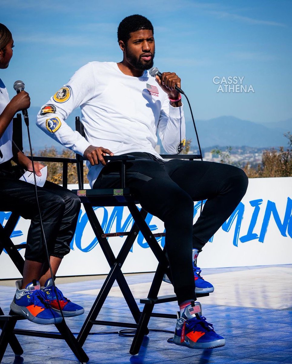 KicksPaul's tweet photo. Great event @NikeLosAngeles @nikebasketball @Yg_Trece #Homecoming 📷: @cassyathena https://t.co/fw1xKIrJPV