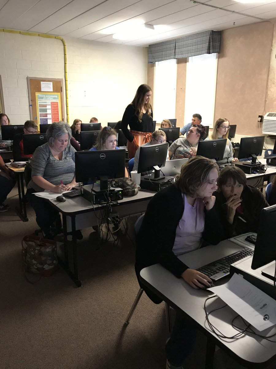 Cloudland High School (@chshighlanders) on Twitter photo CHS hosted a Parent & Community Night in celebration of EPSO Week. Parents & students were assisted in FAFSAs & also learned more info about EPSOs, TN Promise, financial aid, scholarships, and other opportunities. #EPSOWeek2019 <a href="/CHShighlanders/">Cloudland High School</a> @cartercountyschools <a href="/TN_Pathways/">Tennessee Pathways</a> CHS hosted a Parent & Community Night in celebration of EPSO Week. Parents & students were assisted in FAFSAs & also learned more info about EPSOs, TN Promise, financial aid, scholarships, and other opportunities. #EPSOWeek2019 <a href="/CHShighlanders/">Cloudland High School</a> @cartercountyschools <a href="/TN_Pathways/">Tennessee Pathways</a>
