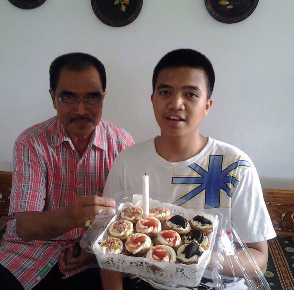 Antieliteglobal tweet media