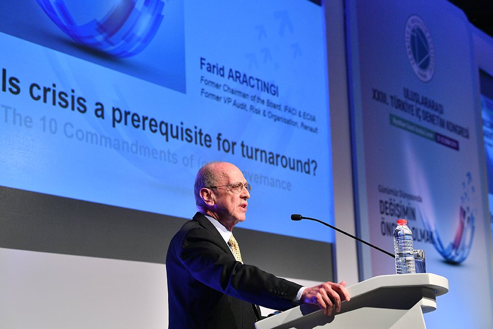 IIATurkiye's tweet photo. Former ECIIA Chairman and French – Lebanese Chamber of Commerce Secretary General Farid Aractingi: “Understand first the WHY, improve decision quality for sustainable performance.” #TİDEkongre2019 #AgentsOfChanges https://t.co/fvrt43IAkS