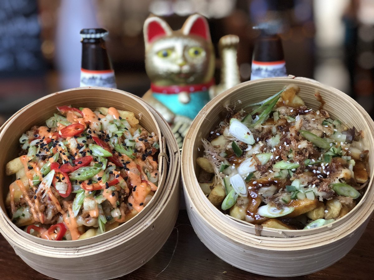 Henry07Yau's tweet photo. I think that a lot of Chinese Restaurants, look, feel and serve very similar food. @WowYauChow we want to share our take on #ChineseFood, combing #BritishChinese favourites with #ChineseStreetFood in a fun and casual way #ChineseLoadedFries #YumCha #IceCreamBao #BubbleWaffles https://t.co/RGJjBhJtPU