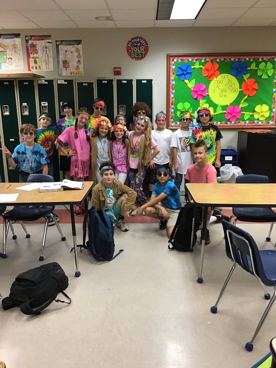 Bluegators5th's tweet photo. Groovy! https://t.co/52YRwHRu8k