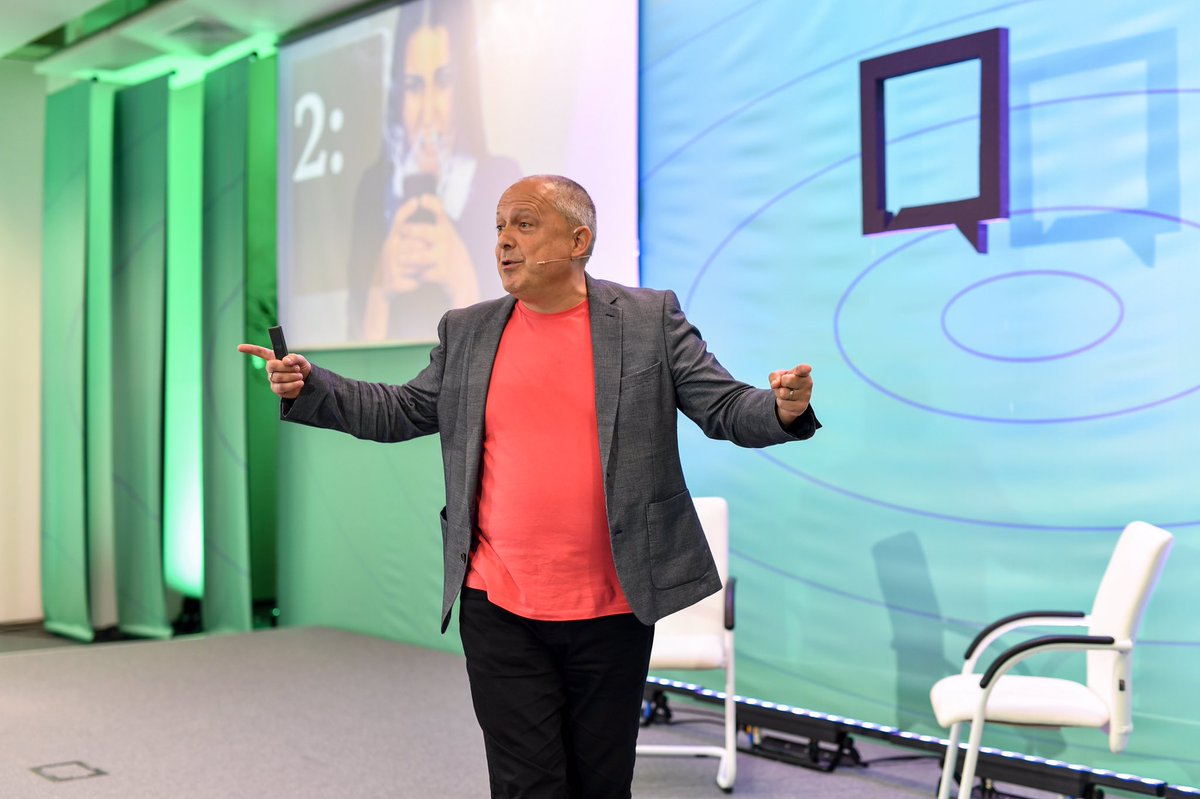 Roger_Edwards's tweet photo. Talking at #AllWebAl last week about:
⁣
✅ Keeping marketing simple⁣
✅ Keeping marketing engaging⁣

...and once again the story of “John the Wineman” helped to put the messages across. 

#SpeakerLife #EventProfs #EventProfsUK https://t.co/LjErrpPVpG
