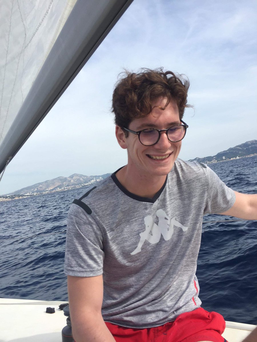 [Retour sur l’inté du MDV⛵️][Sorties cotisants]

Pendant le mois d’inté le MDV à redoublé d’efforts pour proposer un maximum de sorties pour les cotisants ! 💪

Les 1ère année ont pu découvrir le plaisir de naviguer sur notre cher Jnet 🌊