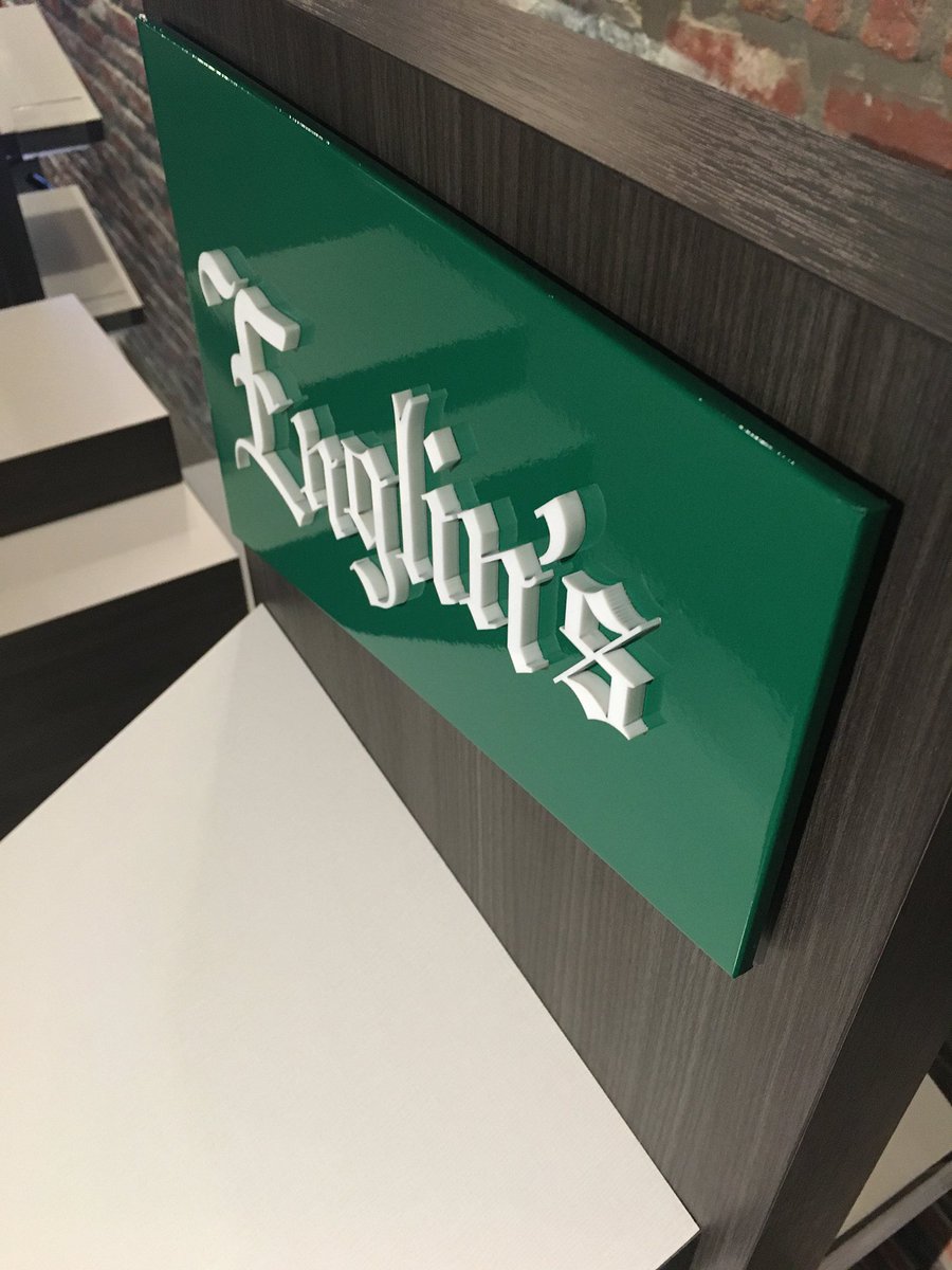 ehouseindy's tweet photo. Something a little different for us. We recently created some footwear displays for @EnglinsFootwear. 

#display #retail #retaildesign #fabrication #custom #designs https://t.co/rMfgIeXZFA