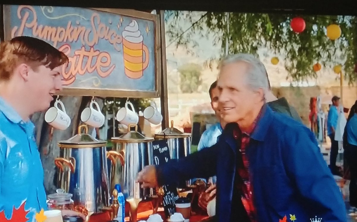 PumpkinSpiceAdv's tweet photo. @CovergirlChase @TrevDon Pumpkin Spice Latte was featured in his Hallmark Movie. Big scene with Gregory Harrison. ☕🎃 #LoveFallandOrder https://t.co/wKGWlkJXm4
