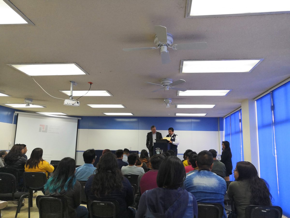 IMUac's tweet photo. Agradecemos profundamente al 
Ing. Arq. Javier Flores Alonso la invitación para formar parte de este espacio de difusión y debate en el @ITTlahuac. https://t.co/z9PLbbI3h4