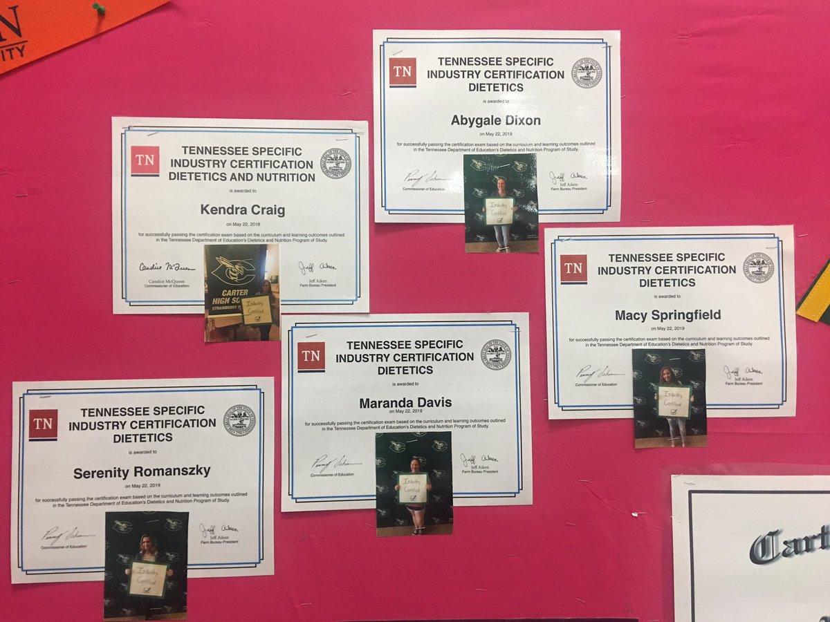 heathervol's tweet photo. Students can earn an EPSO in the Dietetics and Nutrition program of study by passing the TN Specific Industry Certification exam. These Carter High students are 5 out of the 9 in the state who have earned the certification in the past two years. #EPSOWeek2019 #readygraduate https://t.co/iOt0QTDfLK