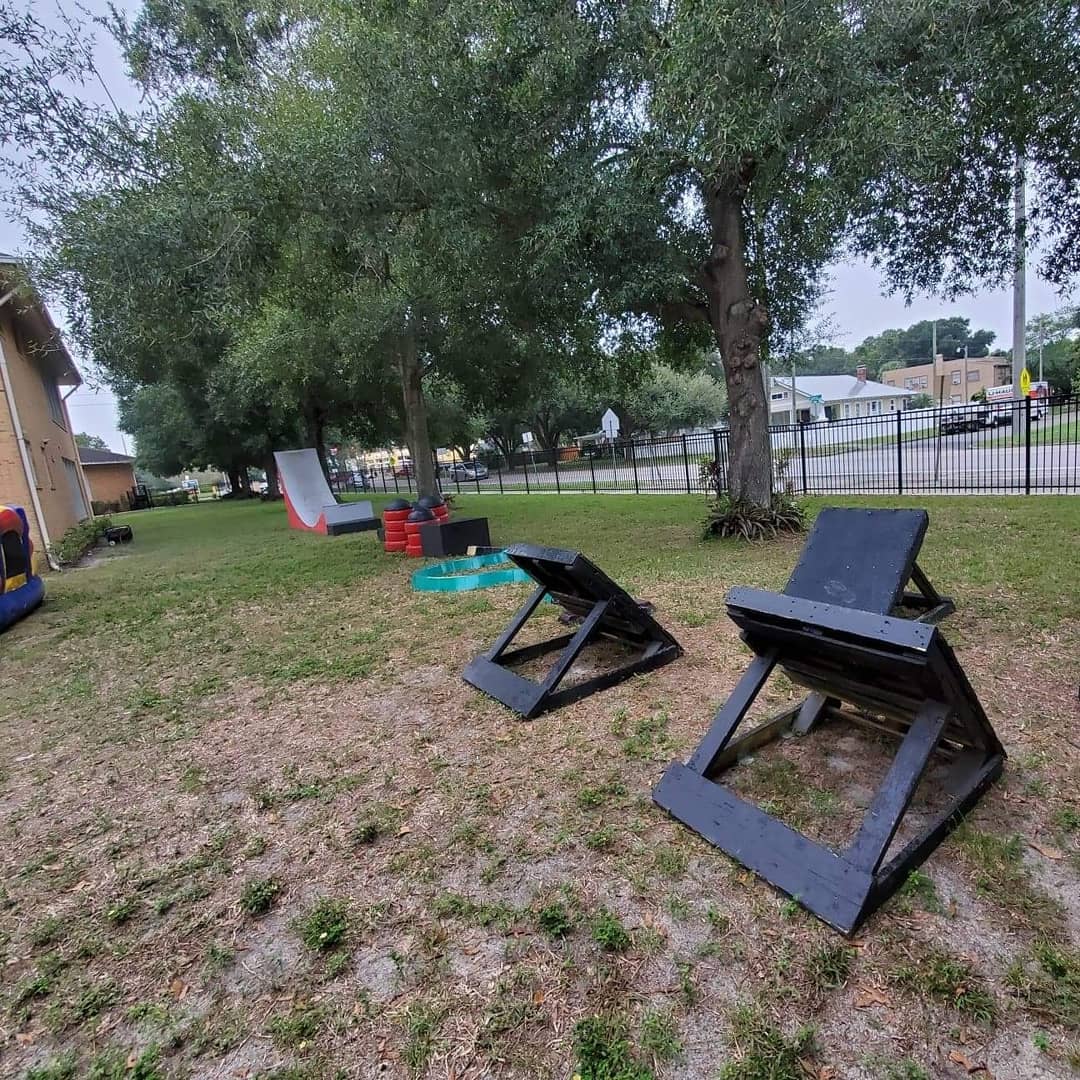 ShinobiSchool's tweet photo. We had a BLAST at Seminole Heights Elementary School PTA Fall Festival with a small/med obstacle course!

Interested in having an obstacle course at your private or corporateparty or event? Email shinobischooltampa@gmail.com for more info &amp; book today! #shinobischool #apk #ocr https://t.co/QcCaJ36JUN