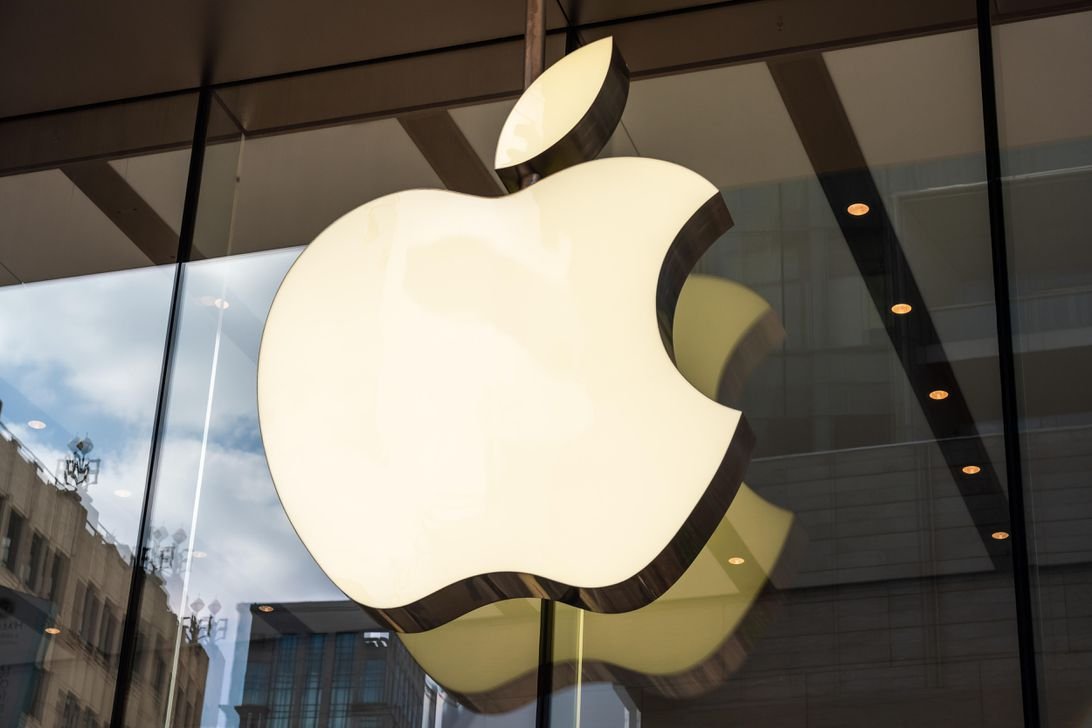 cybersecboardrm's tweet photo. Apple tags are rumored to track your stuff: Everything we think we know - CNET https://t.co/pwLUGp2V6U #apple #tags #findyourstuff #UWB #iphone11 @CNET https://t.co/rw7ogYpSS8