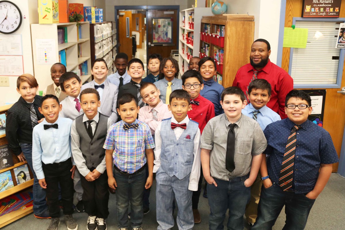 4th graders from Alta Vista's 'Boys to Men' Club dressed to impress, learned etiquette & enjoyed a 4-course meal! Thank you to Ronte Crump, behavior aide & club sponsor, & WISD CNS for giving the students a meaningful & memorable experience! More pics at: bit.ly/2Jdd7v3