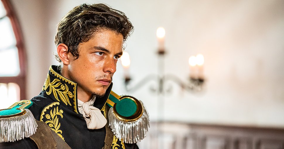 CaracolTV's tweet photo. #BolívarLaSerie | Esta noche: La vida de Simón Bolívar correrá peligro 

➡️ https://t.co/JFzERL5bOa https://t.co/YazrI1HxsB