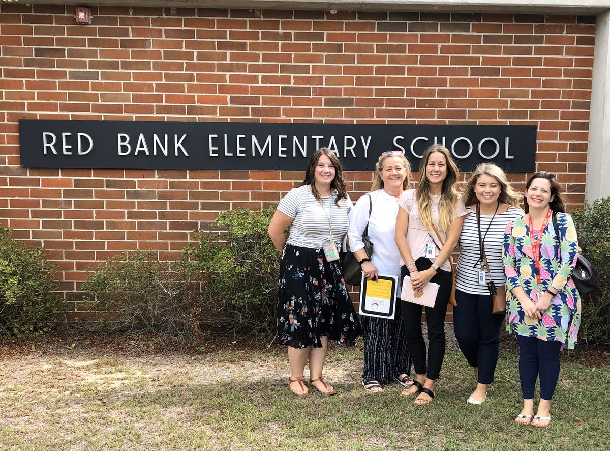 Thank you <a href="/RBESRoadrunners/">Red Bank Elementary</a> for letting us learn from your students and staff! 👩🏼‍💻👨🏼‍🏫 #personalizedlearning #culture #leaders #flexing #goals Lead, Learn, Love... pass it on.😍 #personalizeSC #HCSlead #RESchiefs