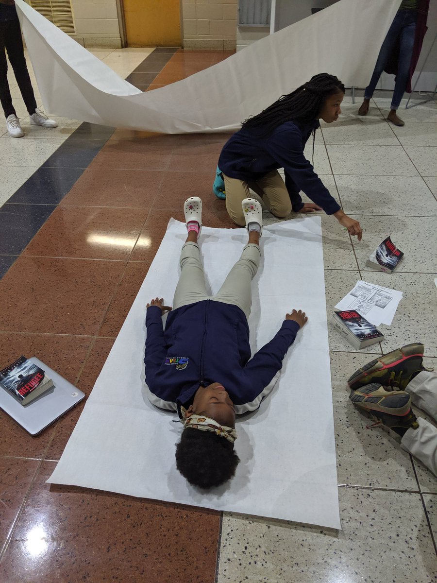 MsKerr89's tweet photo. True Design Cycle in Progress! Friday's body tracing had to be adjusted to a template. Great seeing kids pull text evidence on character analysis in #STMSreadsRefugee
#oneteamonemissiononerockhill @STMSWildcats https://t.co/HHuuTxU2fY