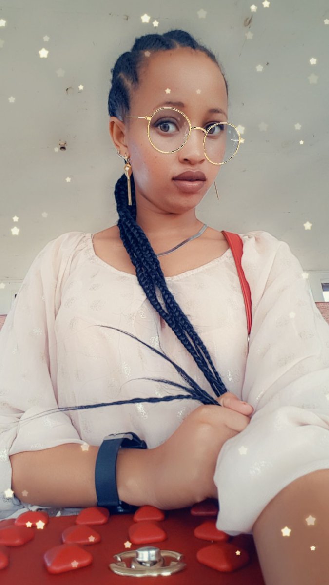 officielsalome's tweet image. Athena.