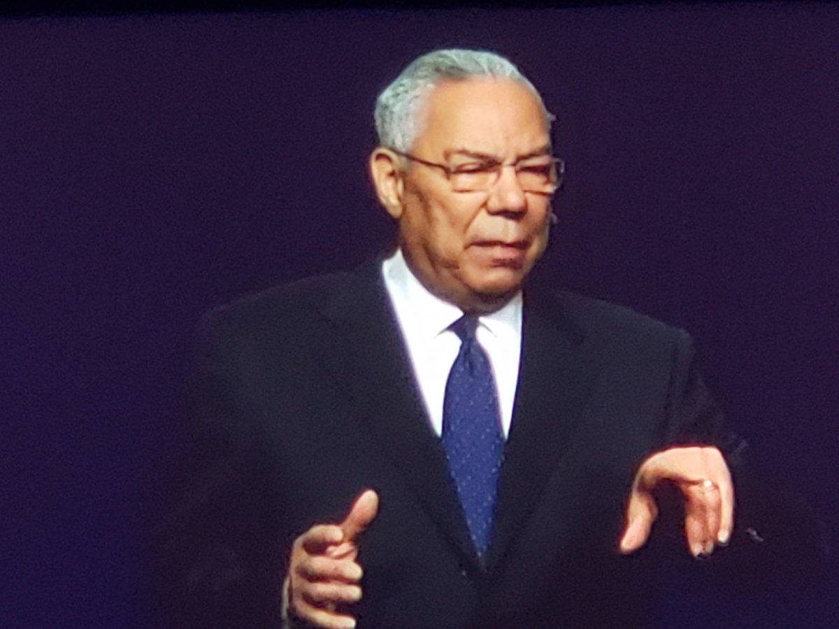 RosenInsights's tweet photo. Great/humorous IT leadership insight from Gen. Colin Powell ... who knew he was a techno geek?!? .... @Gartner_SYM #BeLifeWIREd #GartnerSYM https://t.co/YNZyh4c6i7