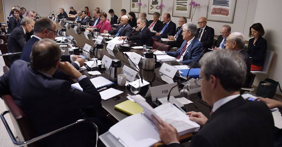 sgray_stephen's tweet photo. #Economy: Officials View Trade Uncertainty as Biggest Global Economic Risk https://t.co/yntKeStQuS via @pkwsj https://t.co/IHv91gBGyG