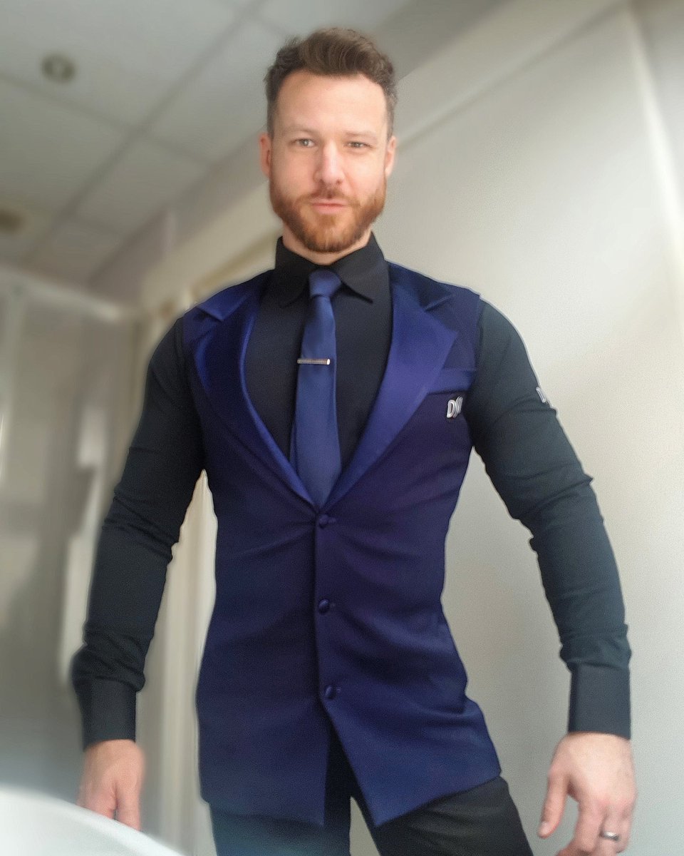 stuarthattonjr's tweet photo. Thanks to @DSILondon and Toby for today's dancewear for the Classical Pro/Am.
As usual I always leave things last minute but I think the end result is great. 💪🏻💎 https://t.co/F4M2xMwu1U