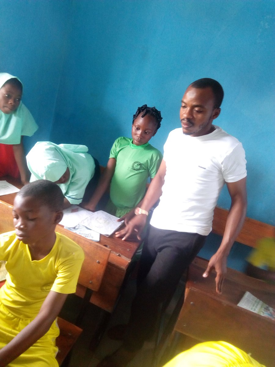 Fatah53804562's tweet photo. Engaging emotional intelligence to blend with real world practicality in a wide range of needs for #SDGActivation @suleja-NigerState #libraryaidafrica #inspireUsWa https://t.co/jOLFoReNfl