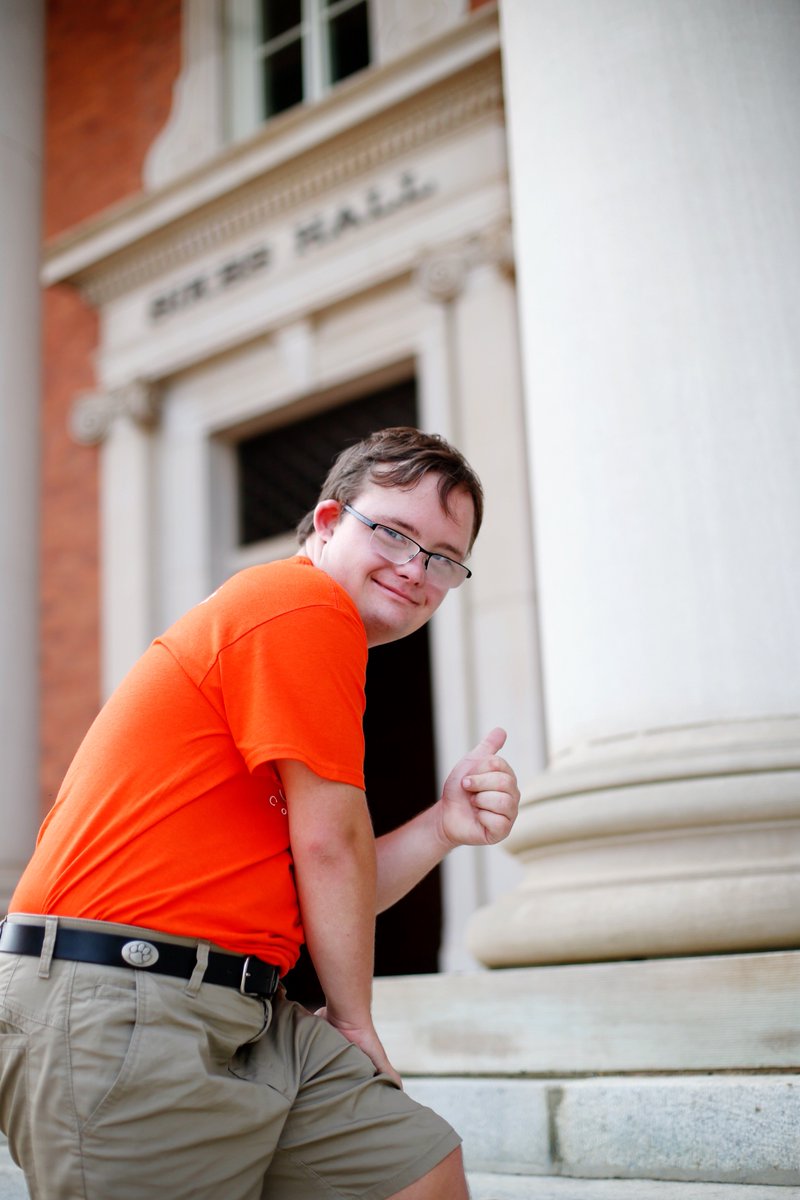RubysRainboworg's tweet photo. #RockinRecipient Brock's having a great sophomore year @ClemsonUniv, taking #ClemsonLIFE classes like apartment living, math, social skills, & bowling ๐ณ๐ He โค๏ธs hanging out & cooking w/ friends, swimming on Tiger Sharks team & managing Tiger Band!! #RubyAndNellaRockClemson https://t.co/X2XydcfCJJ