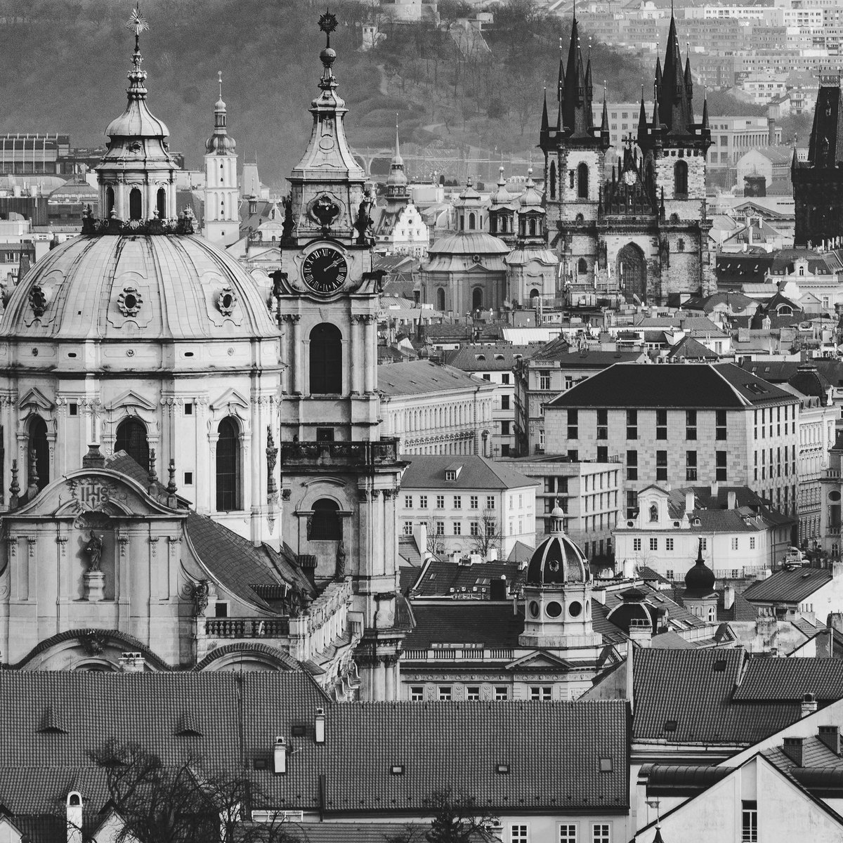 LpoHolidays's tweet photo. If European cities were a necklace, Prague would be a diamond among the pearls!!!
#LPOholidays #vacations #holidays #travel #traveler #TravelTuesday #Europe #europeanpackages #Europeandelight #europeanelegance #blackandwhiteshot #blackandwhitephotography #prague #castle #history https://t.co/R2ft2zJ1HZ
