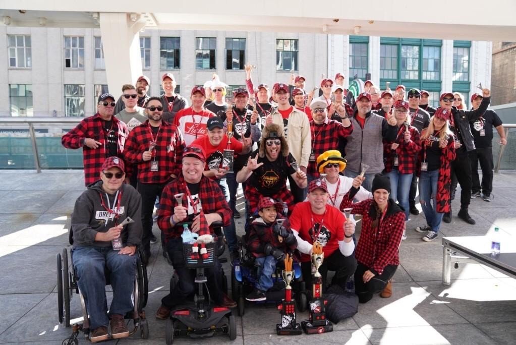 LUDAfoods's tweet photo. LUDA était au #WPEC de @poutinerie le weekend passé et notre Directeur du développement des affaires, Martin Bissonnette, a participé au défi, amassant un total de 5800$ pour la fondation @FriendsofWeCare! Félicitations, Martin!
#LUDA #Smokes #friendsofwecare #wpec2019 https://t.co/5CEUwhdvDq