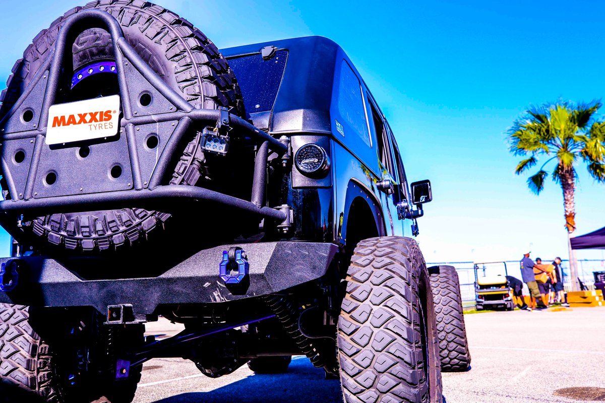 maxxis_kenya's tweet photo. Maxxis MT772, the perfect weapon to unleash your vehicle’s potential, combining On-Road refinement and Off-Road performance!

- Hybrid Tyre with improved tear resistance and tread life.
- Reinforced Sidewall.
- Puncture Resistant.

#MAXXIS #TYRES #RAZR #MT772 #BEAST https://t.co/lPQ18XsvpW