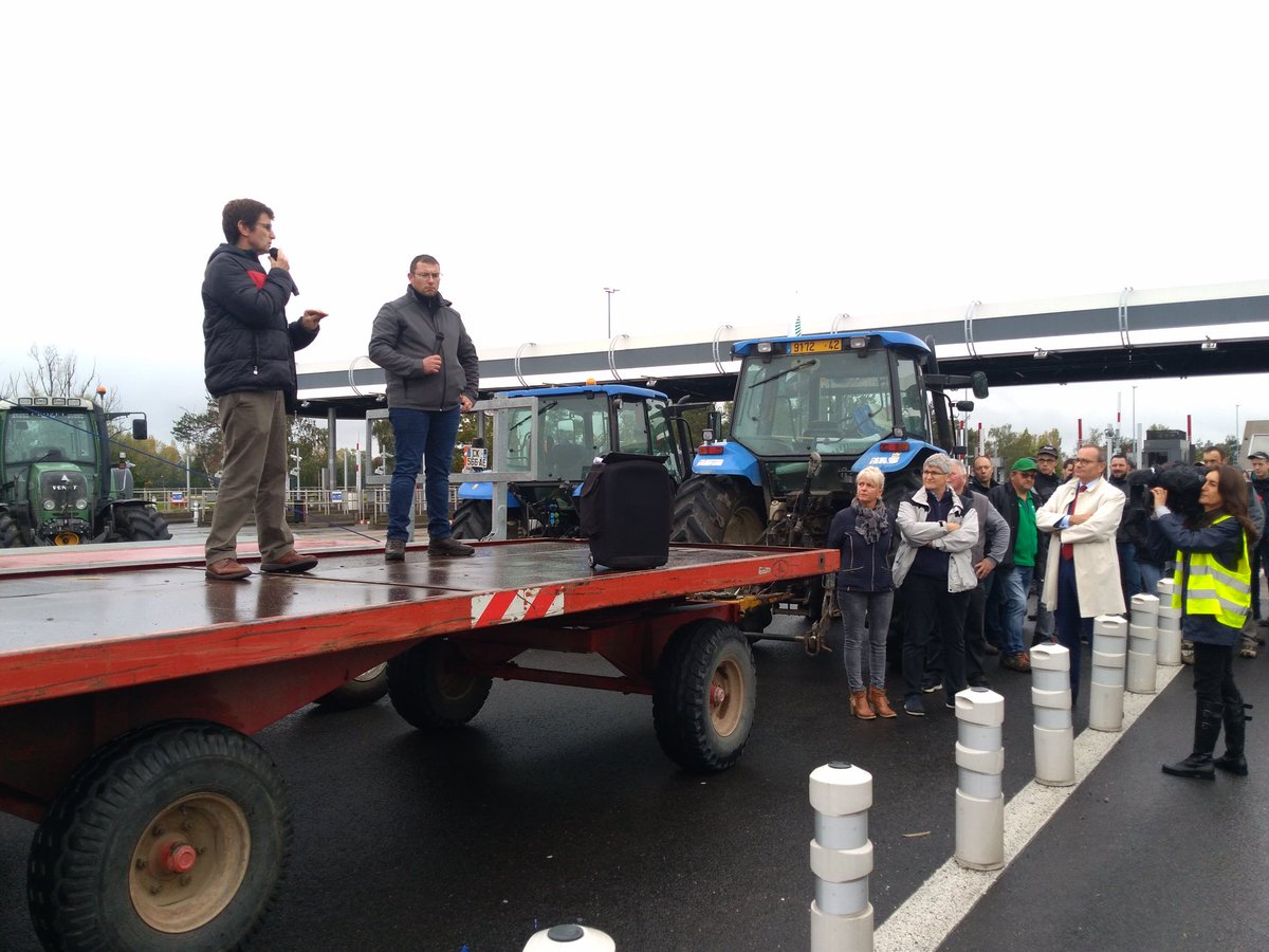 FDSEA de la Loire tweet media