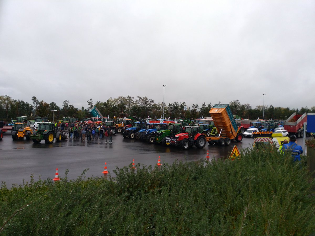 FDSEA de la Loire tweet media