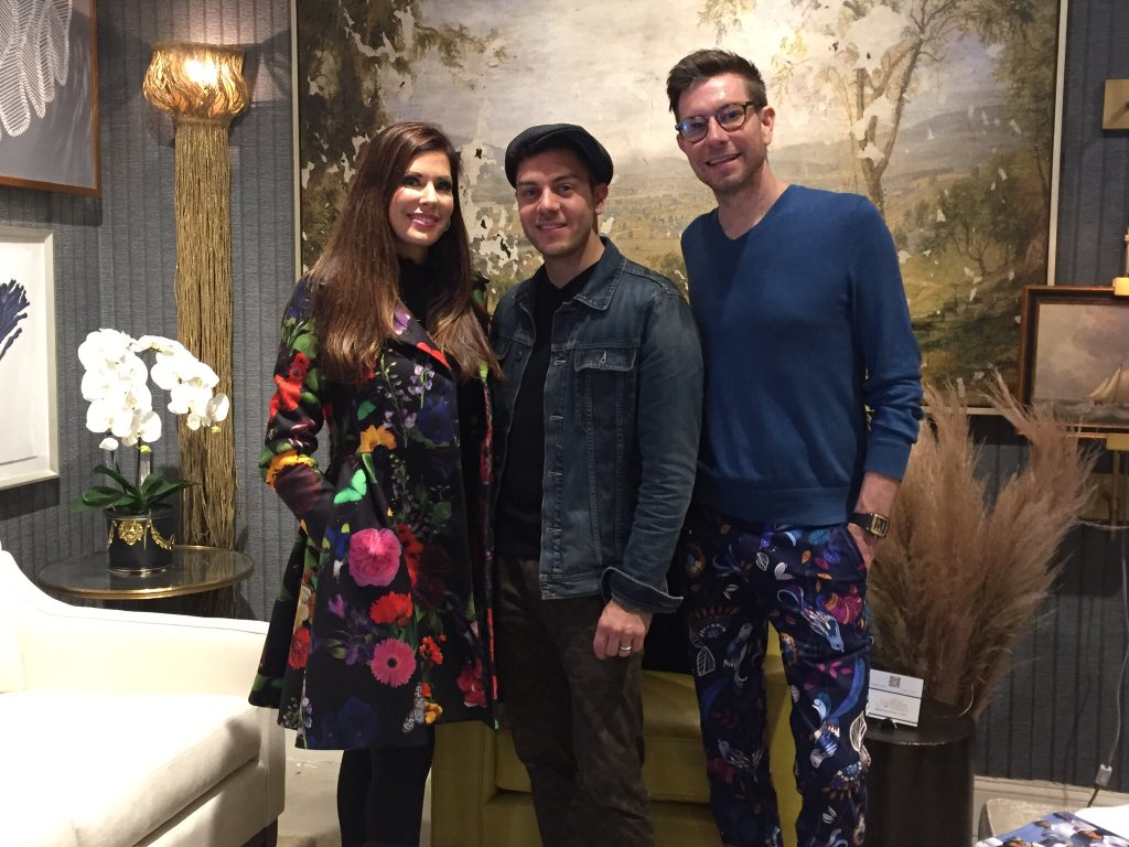 replacementsltd's tweet photo. Look who popped by to check out our design partners— Showhouse in a Showroom alumni @shaylacopas &amp; @BAUER_CLIFTON! See it yourself at @HPMarketNews 200 N Hamilton #diningbydesign #replacementsltd #aldenparkes #hpmkt https://t.co/ptDmX40omT
