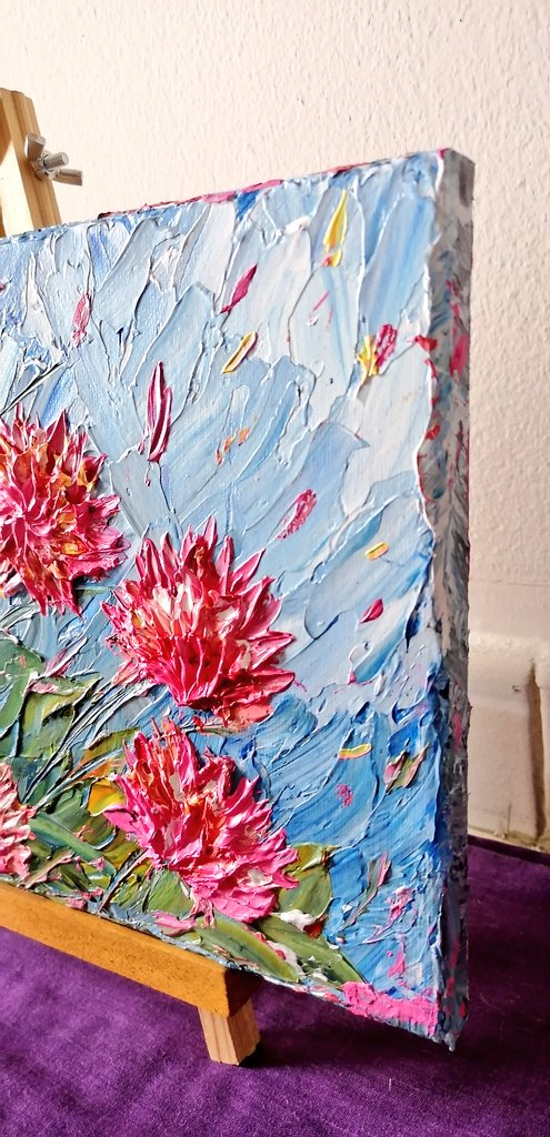 sangewya's tweet photo. Hiii so I've been adding to these crazy flowers across two days because even though the painting itself is so painless to make, layers take SO LONG to dry! I loved the process and I didn't use any real life pictures so it's quasi-abstract.

I'm on IG: https://t.co/xc4xZ3kWza https://t.co/qR94ZfPNP2