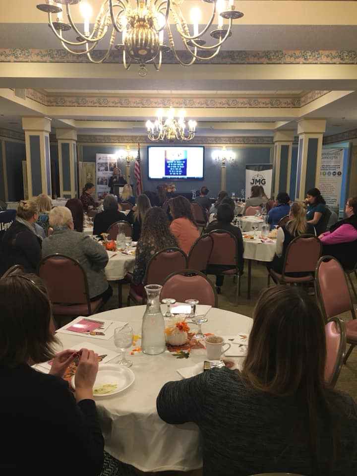 JMGmaine's tweet photo. Thanx to #MaineWomenInTransition event for letting us share JMG's story which starts w/ critical partnerships with public education and private business, & ends w/ ME students growing into leaders who pursue their career goals and strengthen ME's workforce. #MainesFuture https://t.co/3HK10KUHCS
