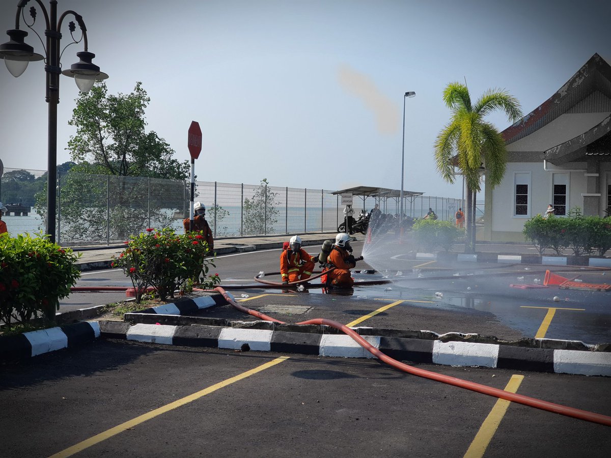 drsthinagaraj's tweet photo. Ex Minang Port Dickson 16/10/19.
@KKMPutrajaya @MyHEALTHKKM @WHOMalaysia @DGHisham @DrDzul @DrChenChawMin @leeboonchye
#DisasterResponse
#DisasterPreparedness
#DisasterManagement
#HospitalDisasterManagement
#HospitalDisasterFramework
#NSMERT
#JabatanKesihatanNegeriSembilan https://t.co/NlQFruFksT