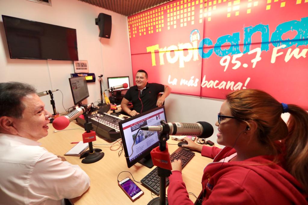 FredyAnayaMar's tweet image. Gracias, a los diferentes medios de comunicación de la ciudad, que hoy me han dado la oportunidad de hablarles con la verdad a los #bumangueses. Nada nos detiene. #FredyAlcalde #BucaramangaConFredy #BucaramangaDespierta