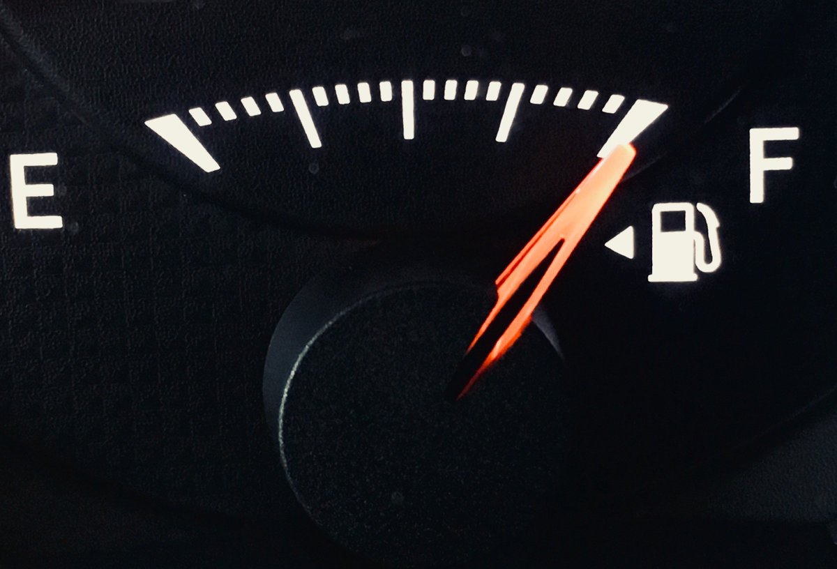 CHED880's tweet photo. At 8:03 @imboblayton has latest wholesale and retail gas and diesel prices. #Shell #Esso #Domo #FlyingJ #Costco #FasGas #Husky #PetroCan #CircleK https://t.co/wJ6FbwoXxa
