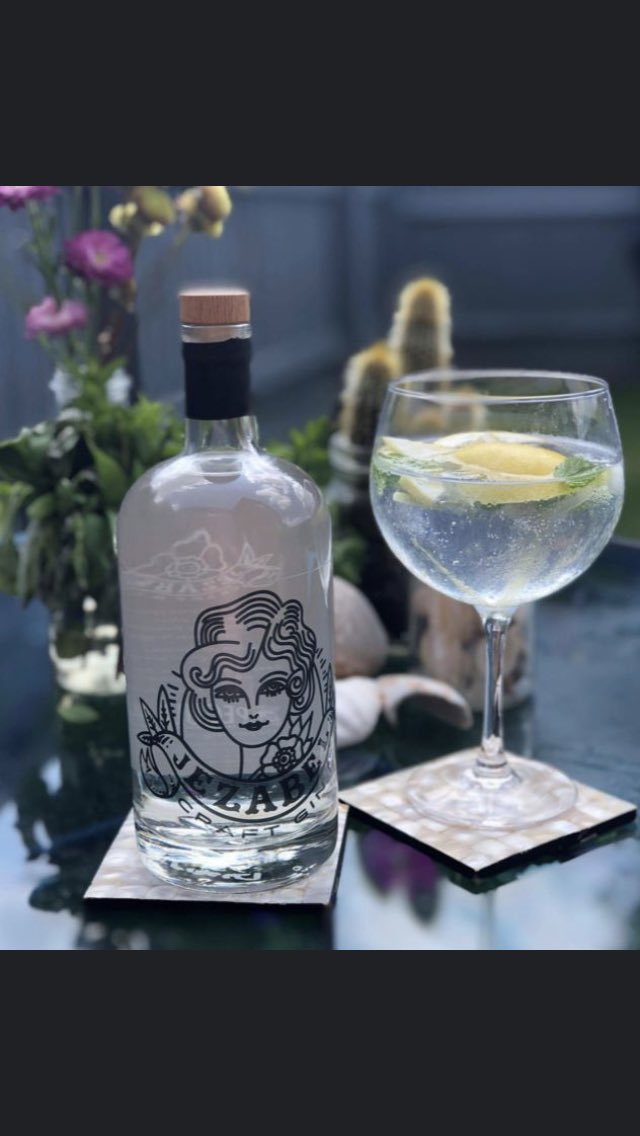 We are looking forward to an evening of Gin Tasting with Whatley Manor this Friday 🍸 For further info contact cheers@the peculiargincompany.co.uk