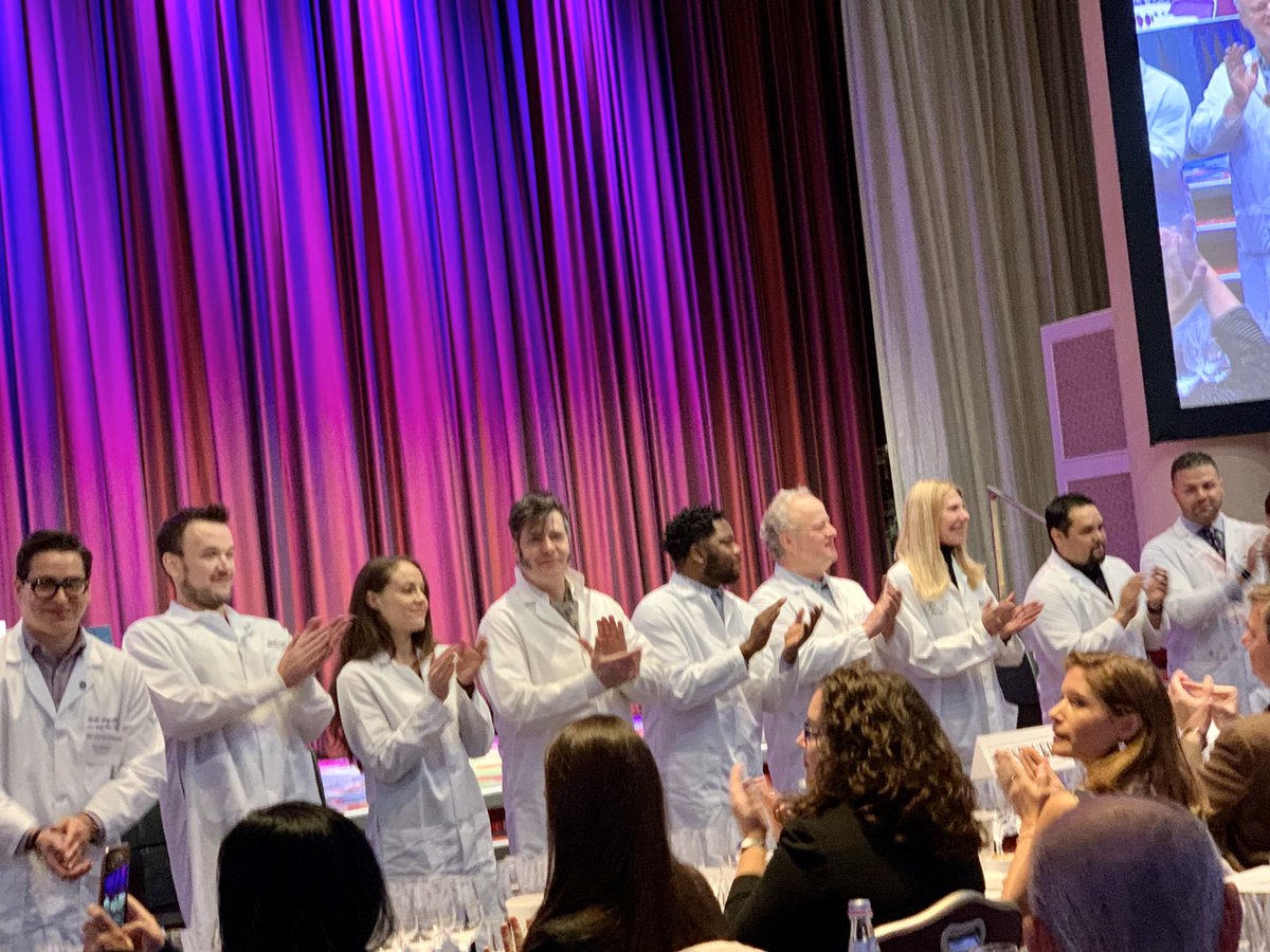 Virginia Philip <a href="/VirginiaPhilip/">VirginiaPhilipWine</a>, Master Sommelier and Wine Director at The Breakers, with the great team of sommeliers who participated in # NYWE2019. Great work, well done guys!
#NewYork @AllegriniGroup