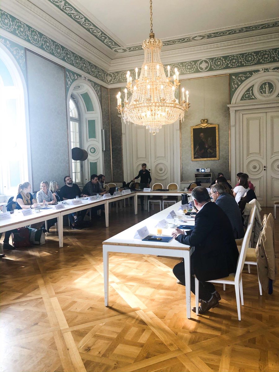 alumniclubsnet's tweet image. Heute haben wir am Regionaltreffen Baden-Württemberg an der Universität Hohenheim im Grünen Saal teilgenommen. Danke für das tolle Ambiente und den angeregten Austausch. 

#acn #alumni #alumnimanagement