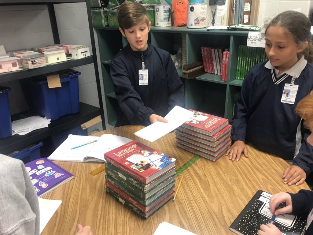 CauseyStem's tweet photo. Paper Bridge Construction: what do you do when your team can’t get on the same page, even with a plan? #planfail #struggleisgrowth #teamwork @Causeytigers @hoolie1julie @MCPSS_SuperSci @empowermcpss https://t.co/8H2okNBbDB