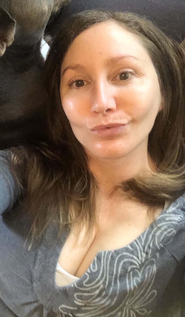 lisadavismph's tweet photo. Need help w/ your #posey #fake #ducklip #selfie ? Watch my how I feel about #socialmedia #videos here on my feed. I also cover many other key topics to perfect your social media game. ๐คช #satire #parody https://t.co/5YrUZ0VSMS